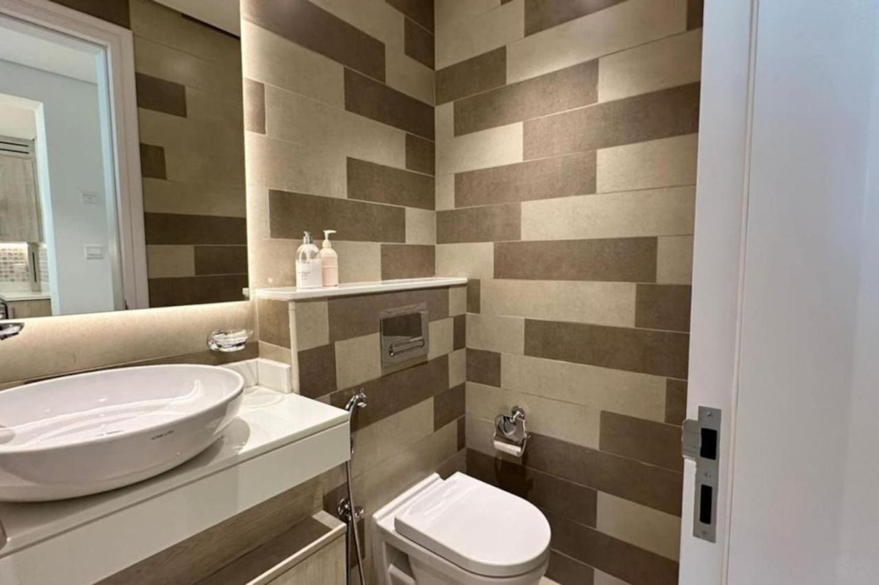 Apartment Hze1 Beach House In Palm Jumeriah Private Beach Dubai