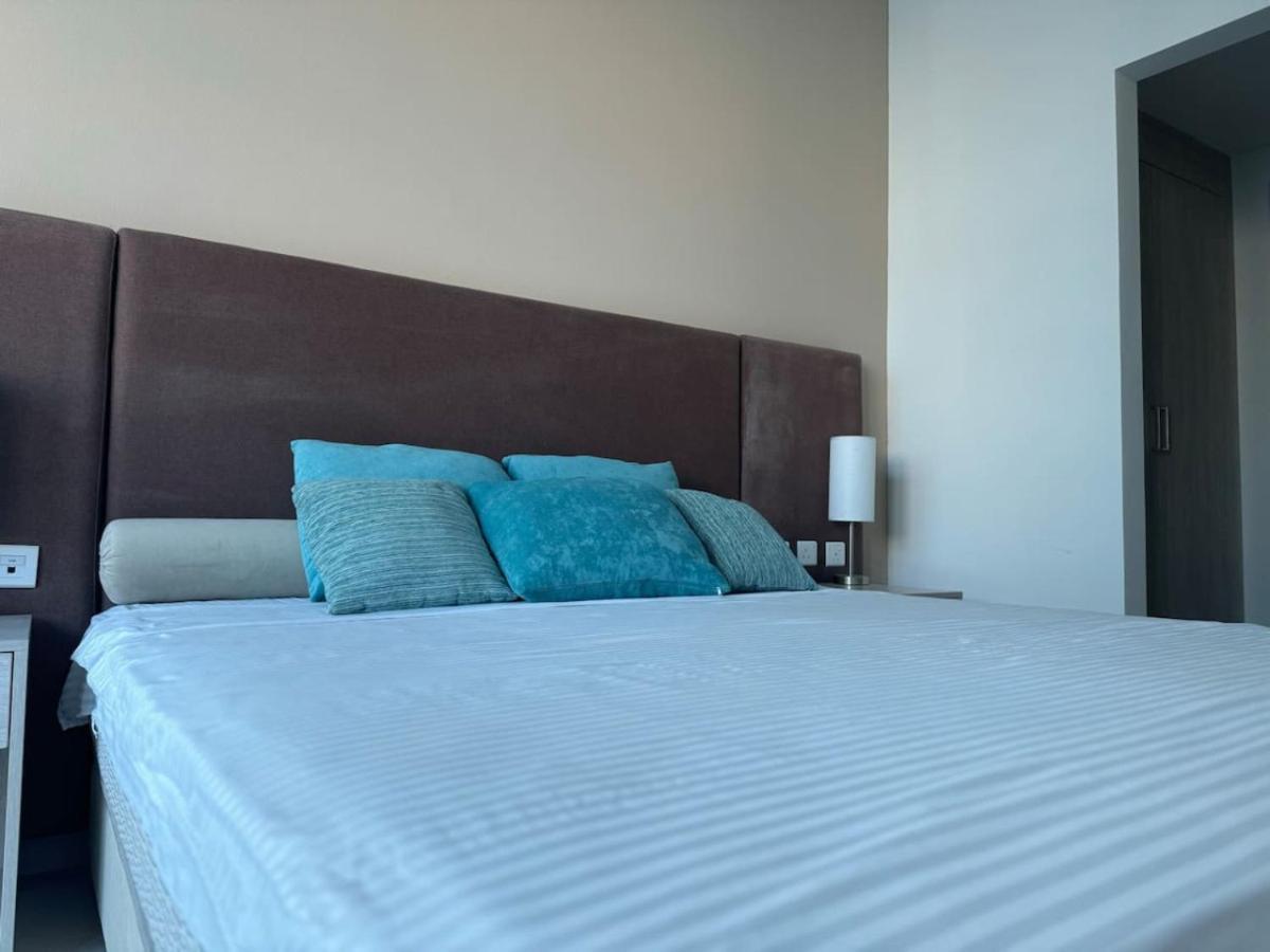 Hze1 Beach House In Palm Jumeriah Private Beach Dubai